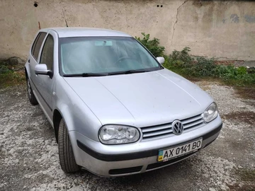 Авто Volkswagen Golf 2002 № 8261350