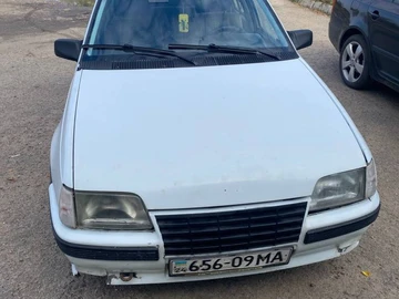 Авто Opel Kadett 1986 № 8261371