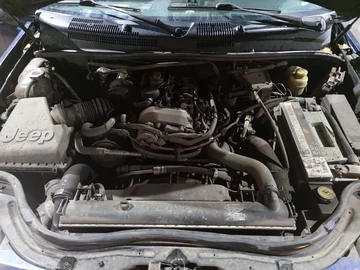 Авто Jeep Grand Cherokee 2004 № 8261431
