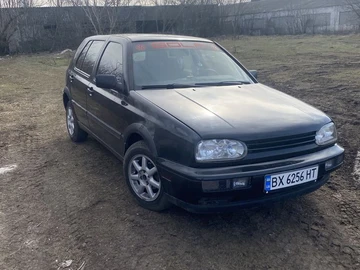 Авто Volkswagen Golf 1996 № 8261434
