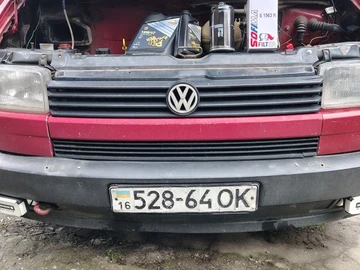Авто Volkswagen Transporter 1993 № 8261467