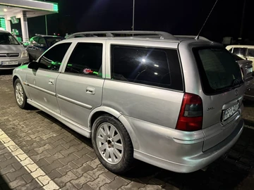 Авто Opel Vectra 2000 № 8261494