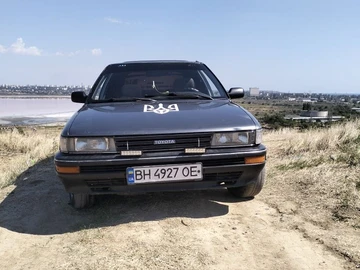 Авто Toyota Corolla 1988 № 8261554