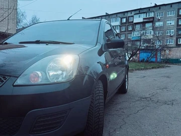 Авто Ford Fiesta 2008 № 8261572