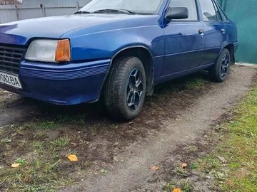 Авто Opel Kadett 1988 № 8261944