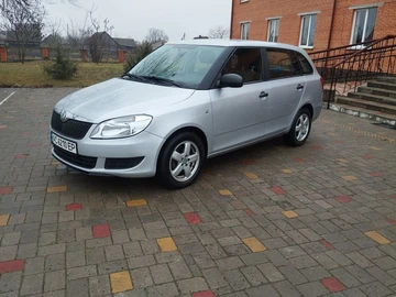Авто Skoda Fabia 2012 № 8262044