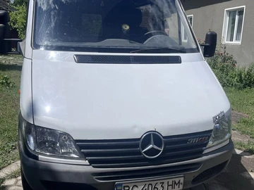 Авто Mercedes Mb 2002 № 8262396