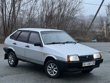Авто ВАЗ 2109 2004 № 8262400