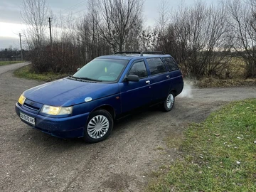 Авто ВАЗ 2111 2000 № 8262426