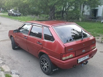 Авто ВАЗ 2109 1998 № 8262434