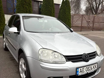 Авто Volkswagen Golf 2003 № 8262448