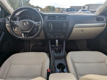 Авто Volkswagen Jetta 2016 № 8262515