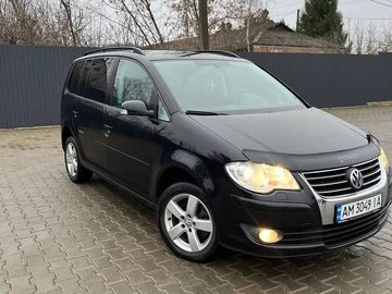 Авто Volkswagen Touran 2008 № 8262727