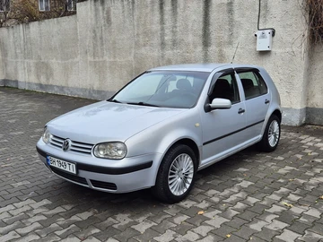 Авто Volkswagen Golf 2000 № 8262729