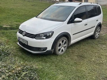 Авто Volkswagen Touran 2011 № 8262734