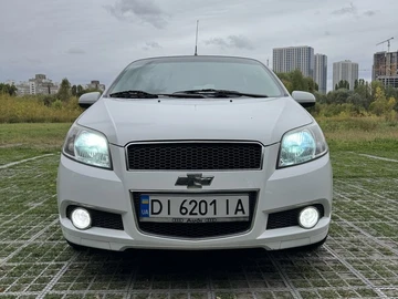 Авто Chevrolet Aveo 2010 № 8262998