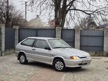 Авто ВАЗ 2113 2006 № 8263015