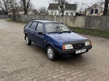Авто ВАЗ 2109 2001 № 8263414