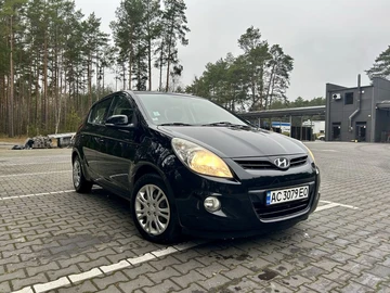Авто Hyundai I20 2011 № 8263489