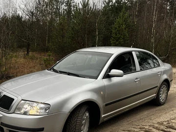 Авто Skoda Superb 2002 № 8263564