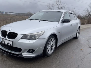 Авто BMW 5 Серия 2003 № 8263577
