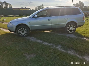 Авто Volkswagen Passat Variant 2003 № 8263591