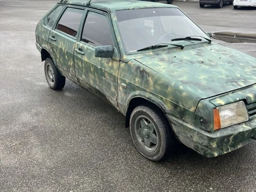 Авто ВАЗ 2109 1988 № 8263635