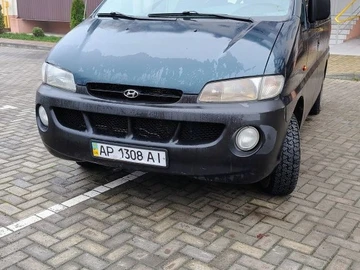 Авто Hyundai H200 1998 № 8263685
