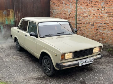 Авто ВАЗ 2105 1983 № 8263690