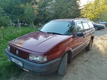 Авто Volkswagen Passat Variant 1993 № 8263772