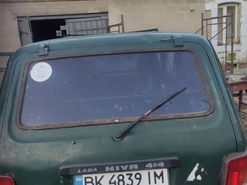 Авто ВАЗ 2113 1999 № 8263799