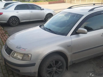 Авто Volkswagen Passat Variant 1998 № 8263800