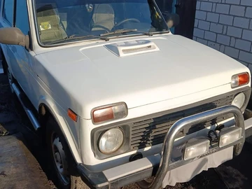 Авто ВАЗ 21214 2010 № 8263824