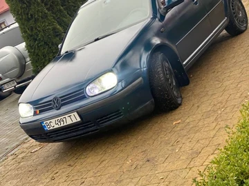 Авто Volkswagen Golf 1999 № 8263979