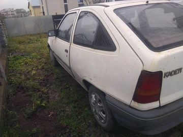 Авто Opel Kadett 1986 № 8264190