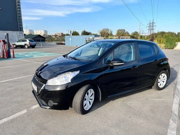 Авто Peugeot 208 2013 № 8264280