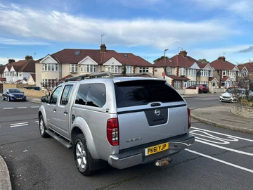 Авто Nissan Navara 2011 № 8264403
