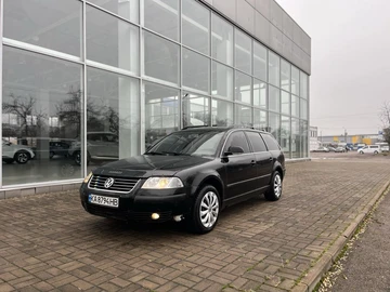 Авто Volkswagen Passat Variant 2004 № 8264405