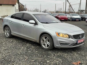 Авто Volvo S60 2015 № 8264417
