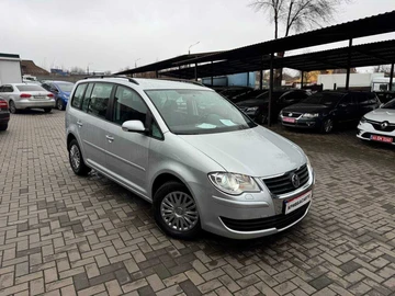 Авто Volkswagen Touran 2008 № 8264552
