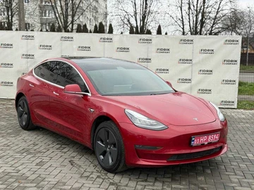 Авто Tesla Model 3 2018 № 8264565