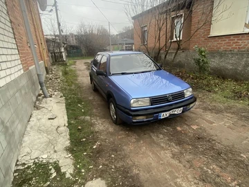 Авто Volkswagen Vento 1996 № 8264636