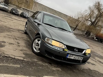 Авто Opel Vectra 2000 № 8264648