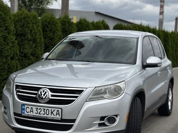 Авто Volkswagen Tiguan 2010 № 8264660