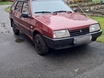 Авто ВАЗ 2109 1992 № 8264676