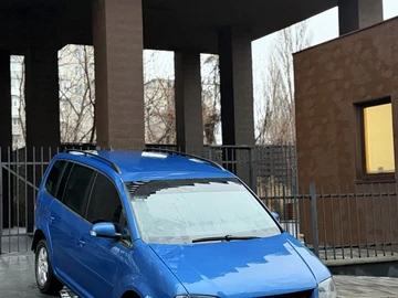 Авто Volkswagen Touran 2005 № 8264680