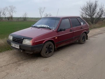 Авто ВАЗ 2109 1997 № 8264912