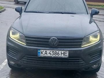 Авто Volkswagen Touareg 2017 № 8264913