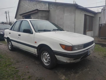 Авто Mitsubishi Lancer 1990 № 8265054