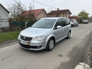 Авто Volkswagen Touran 2008 № 8265062